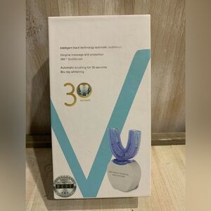 V White Automatic Toothbrush Ultrasonic Blu Ray Whitening NWT in Box